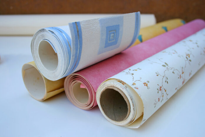 Как выбрать и нанести разные виды бумажных обоев для вашего интерьера