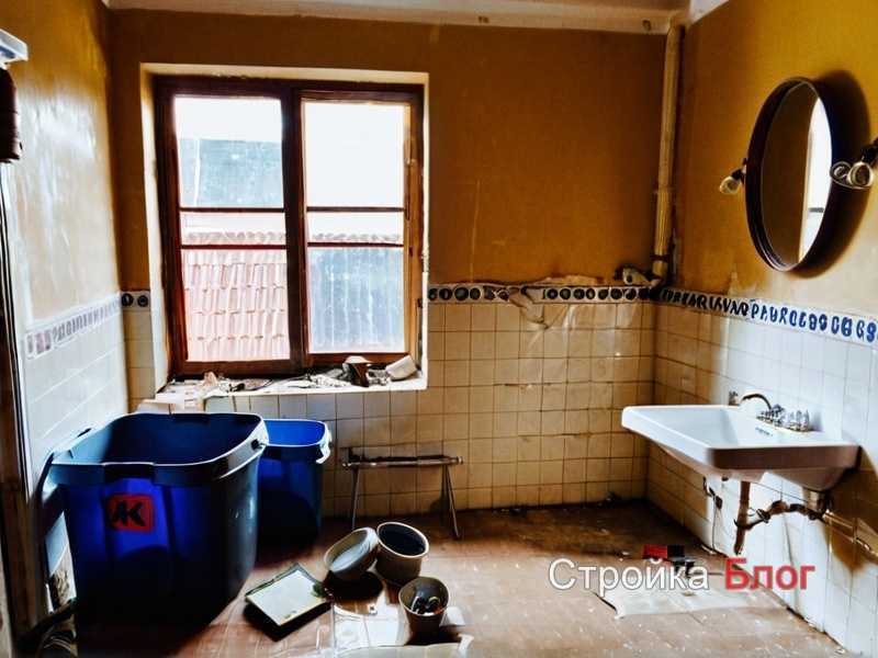 Консультация с дизайнером позволяет учесть стиль интерьера, материалы и эргономику помещений. Каждый проект сопровождается точными чертежами и расчетами сметы строительства, чтобы ремонт выполнялся без задержек и перерасхода бюджета.